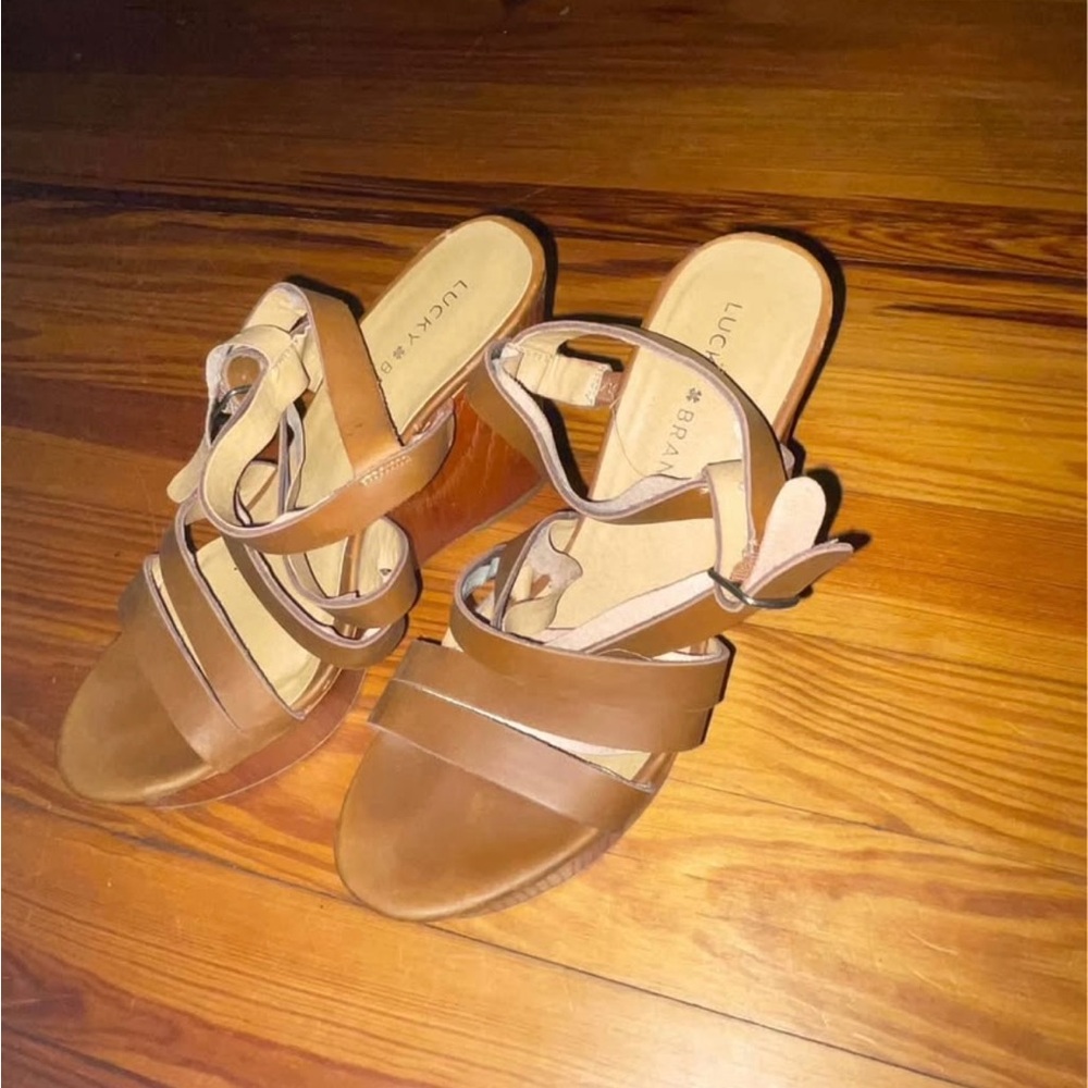 Lucky Brand Women's Brown Wedge Sandals